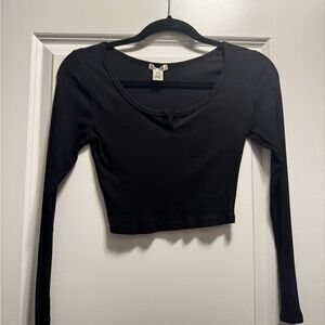 Black Long Sleeve Crop Top